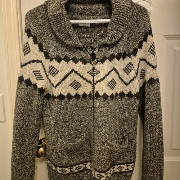 Perfect for Fall, kntted sweater - Picture 1 of 4